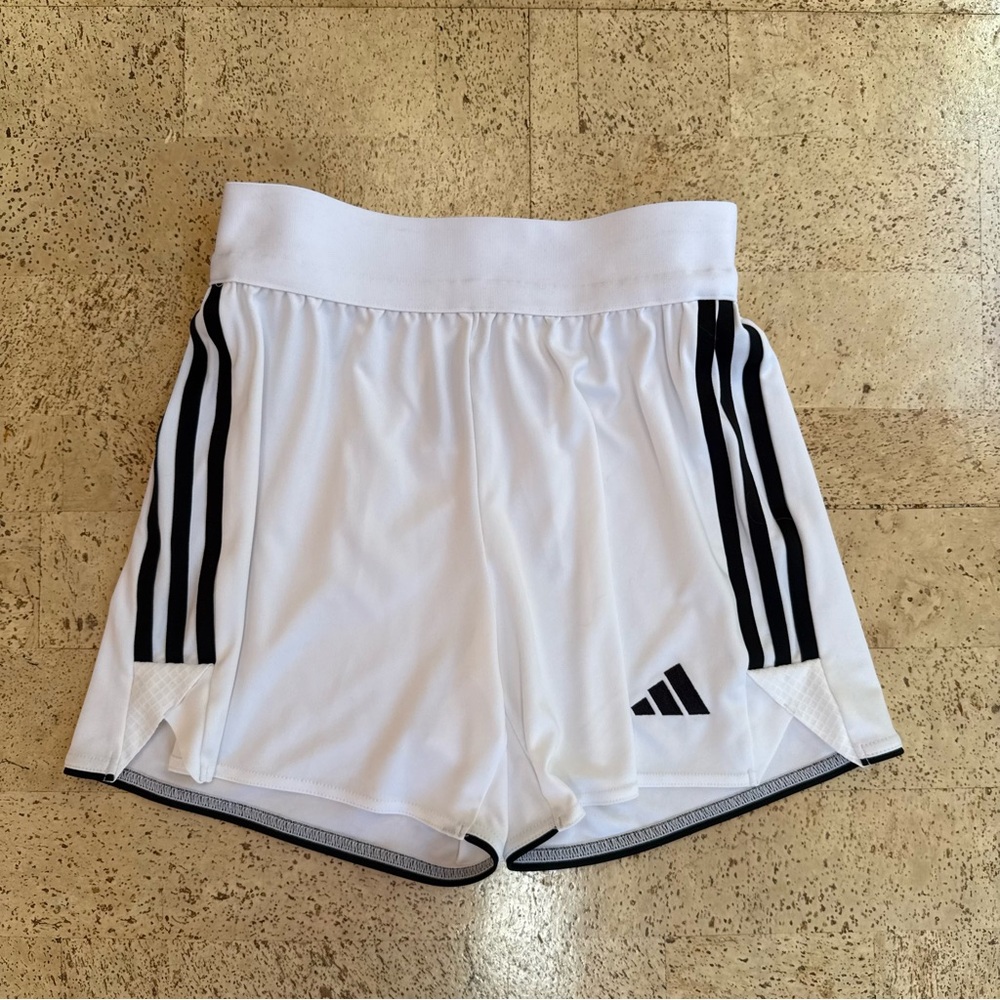 NWT Adidas AeroReady Women’s Shorts xs White